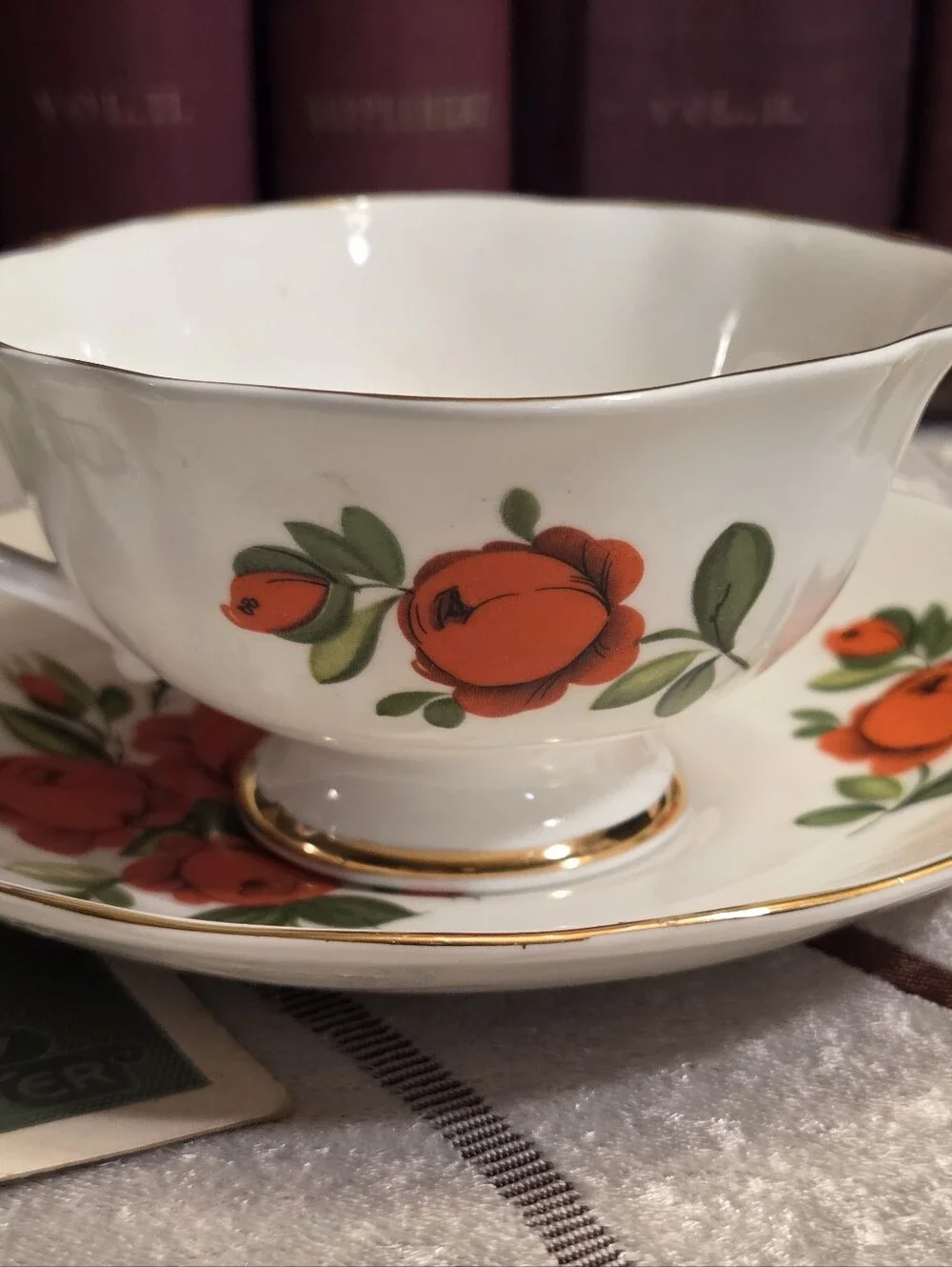 Red Flowers England Teacup Saucer Set